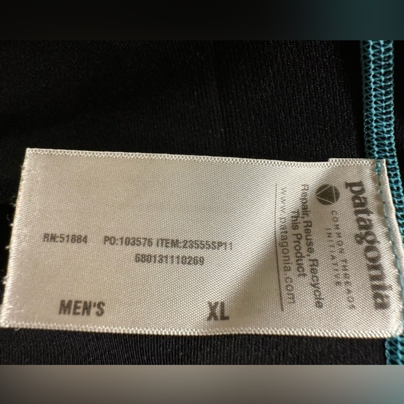 Patagonia Black and Blue Half-Zip Shirt size XL - Picture 8 of 8